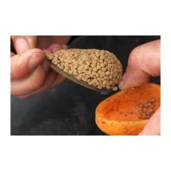 DRENNAN In-Line Flat Method Feeder + Bait Mould -Spro Shop drennan in line flat method feeder bait mould methodkorven 3