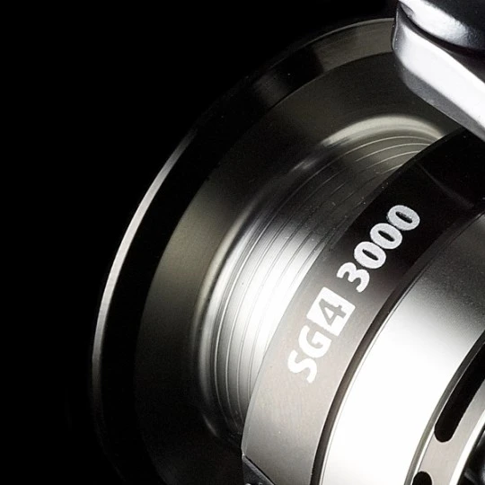 SAVAGE GEAR SG4 3000 FD 5 SAVAGE GEAR SG4 3000 FD - Afbeelding 4